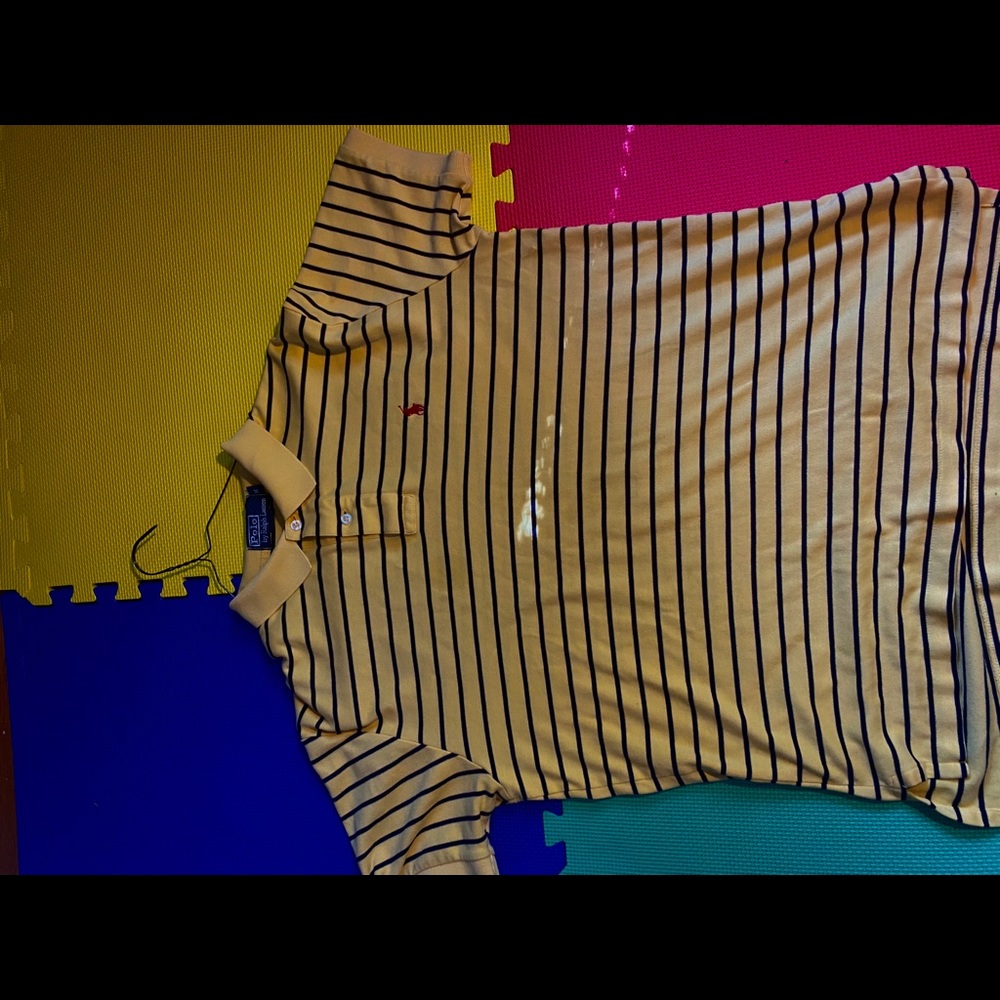 Men’s medium Ralph Lauren polo shirt